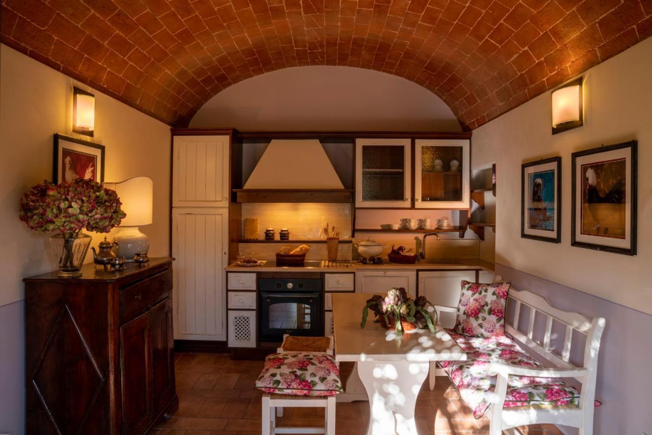 Borgo San Benedetto Guest House Монтайоне Екстериор снимка